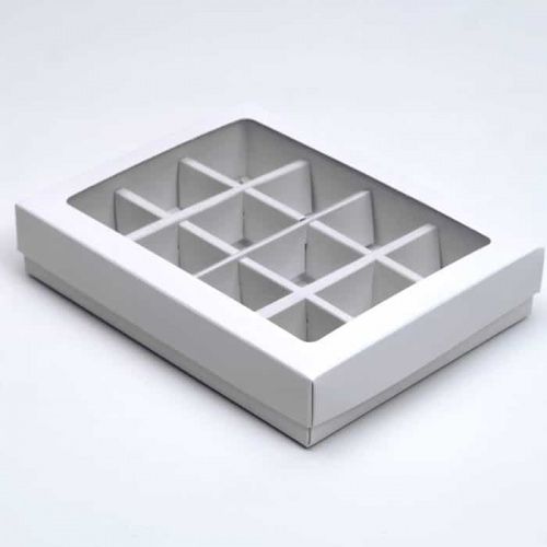 Коробка для 12 конфет, белая 19*15*3,5см