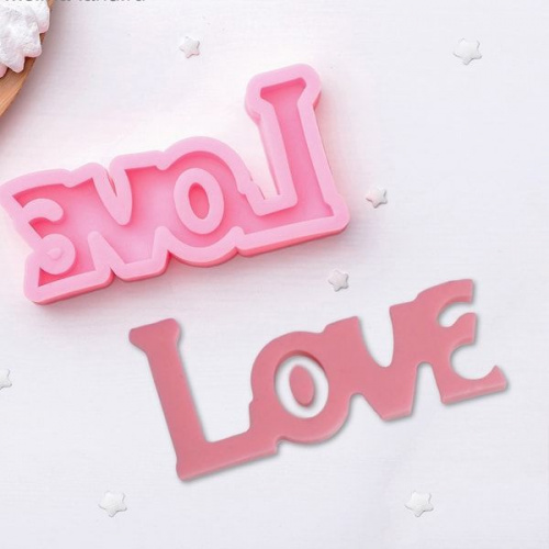 Молд "Любовь" (LOVE) 14,5х7,5х2 см Молд "Любовь" (LOVE) 14,5х7,5х2 см